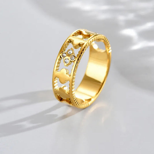 Adora London The Daisy Ring Four-leaf clover detailed ring