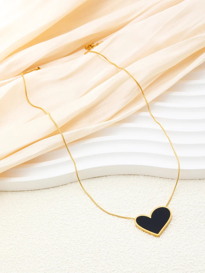 Adora London Black Heart Necklace Stainless steel black heart pendent necklace