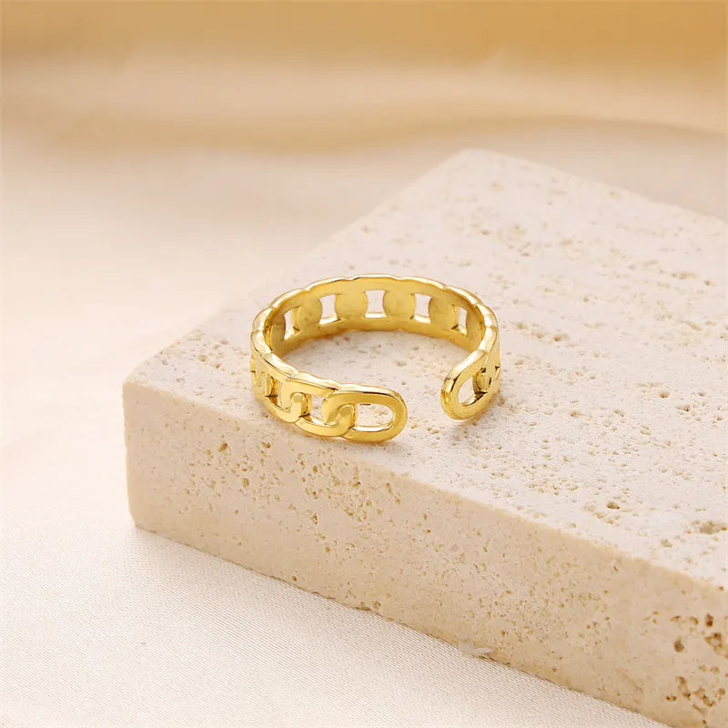Adora London The Alice Ring Stainless steel interlocking adjustable ring