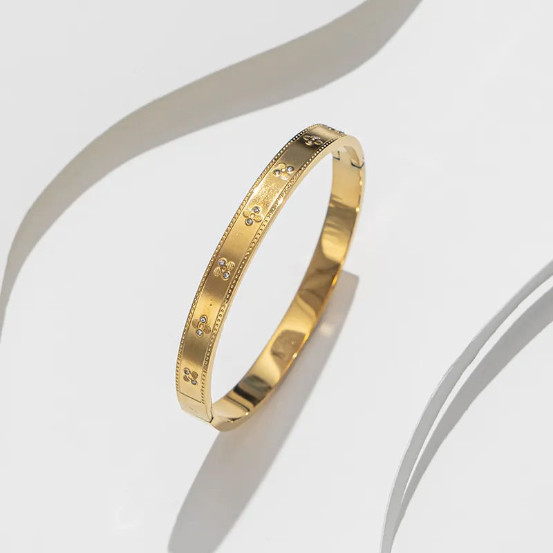 Adora London Bee Bangle 18K Gold plated bee bangle