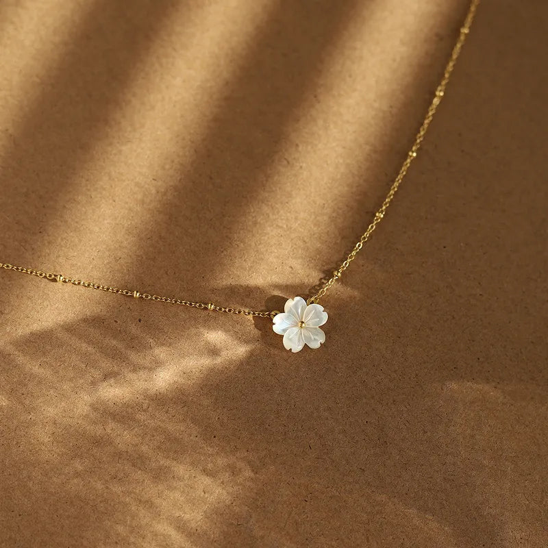 Adora London Daisy Chain 18K gold plated flower necklace
