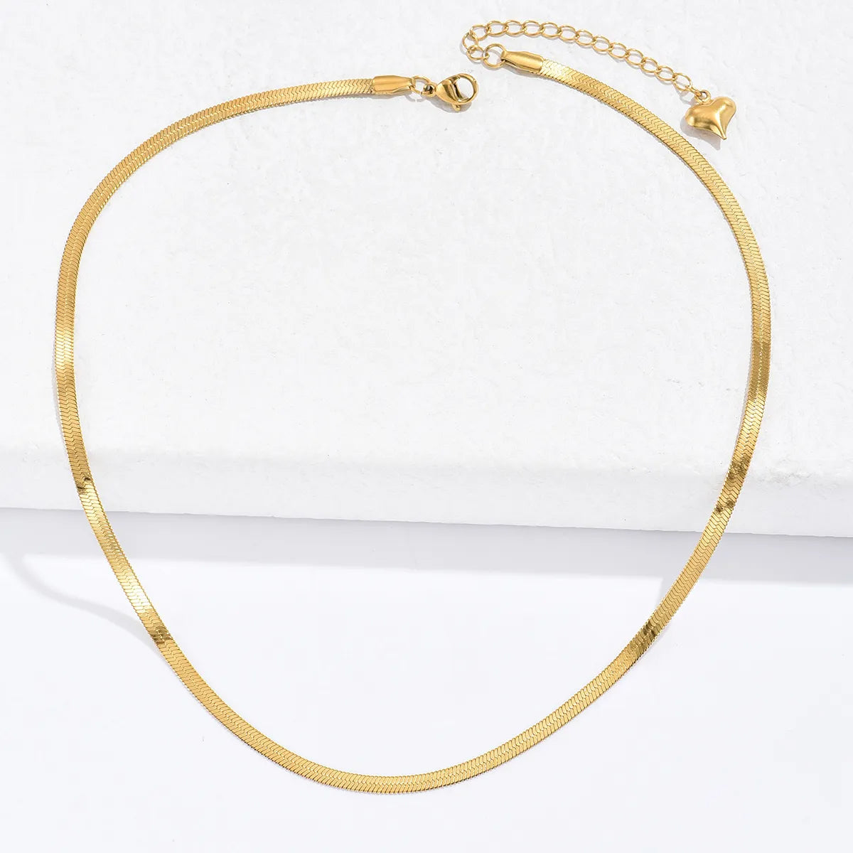 Adora London The London Necklace Simple gold chain necklace