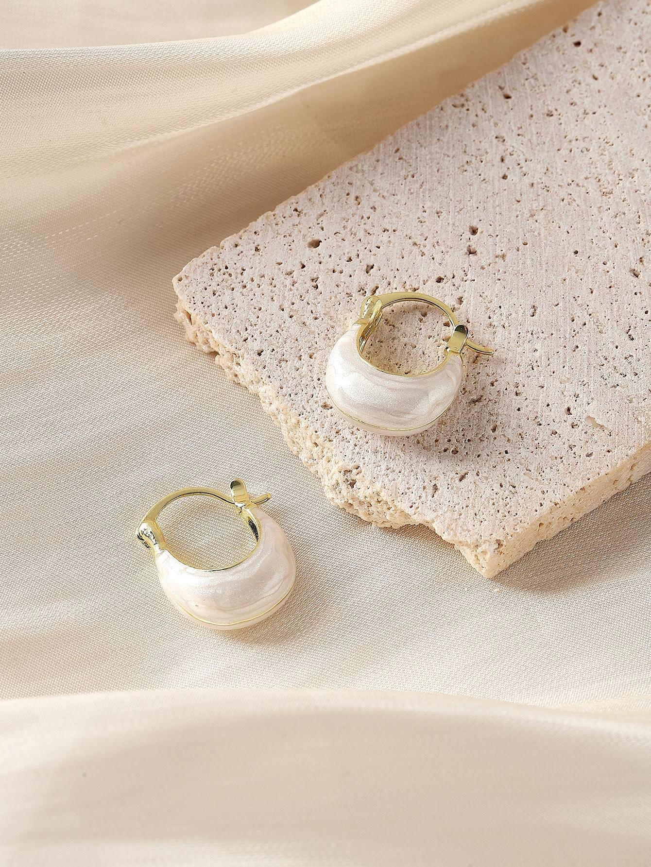 Adora London The Luna hoops Pearlesent gold plated hoops