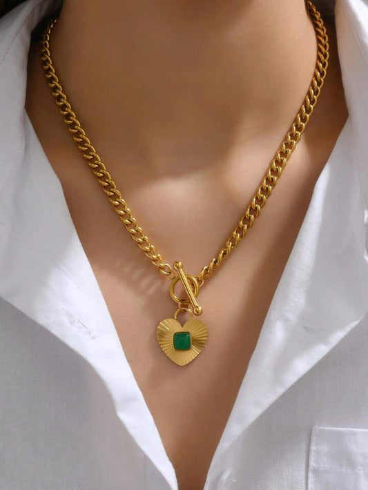 Adora London Emerald Heart Heart Shaped pendent with emerald centre chain necklace