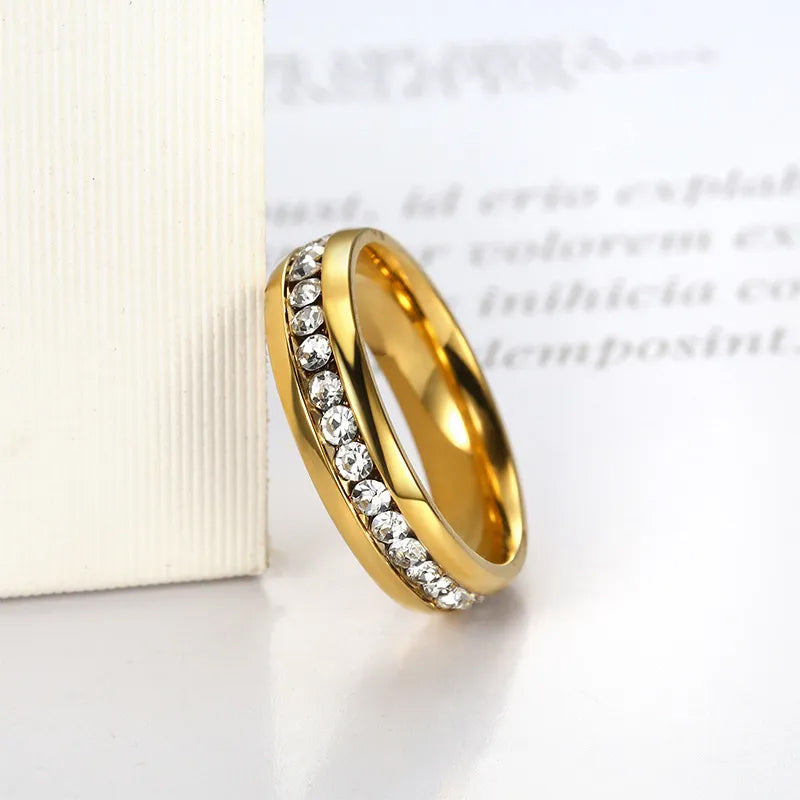 Adora London Elenna Ring in Gold Stainless Steel